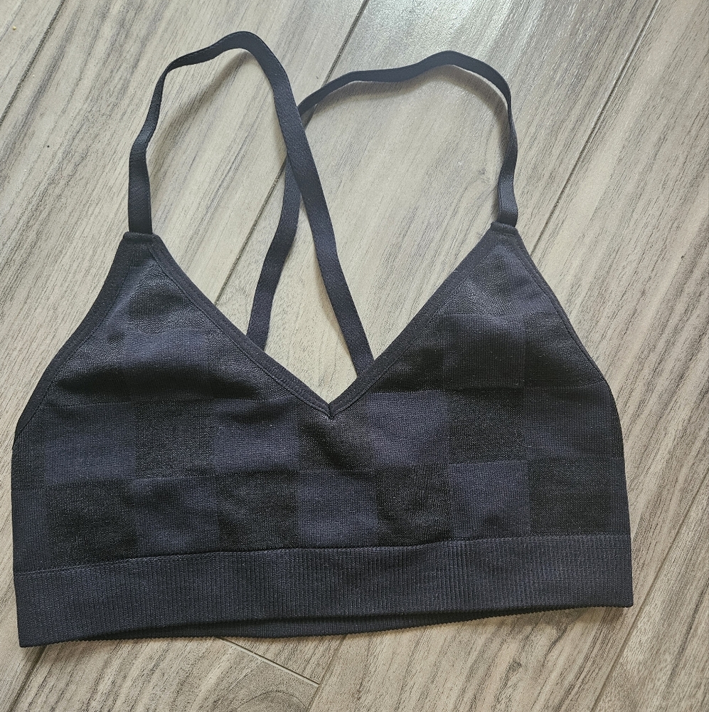 Good American Black Sports Bra